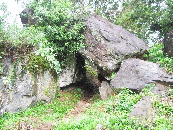 Kissing Rocks – National Trust